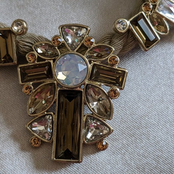 RHINESTONE CROSS RW &CO necklace - Picture 4 of 6